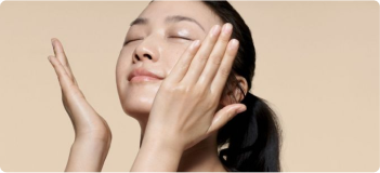 How to apply PITERA™ Facial Treatment Essence